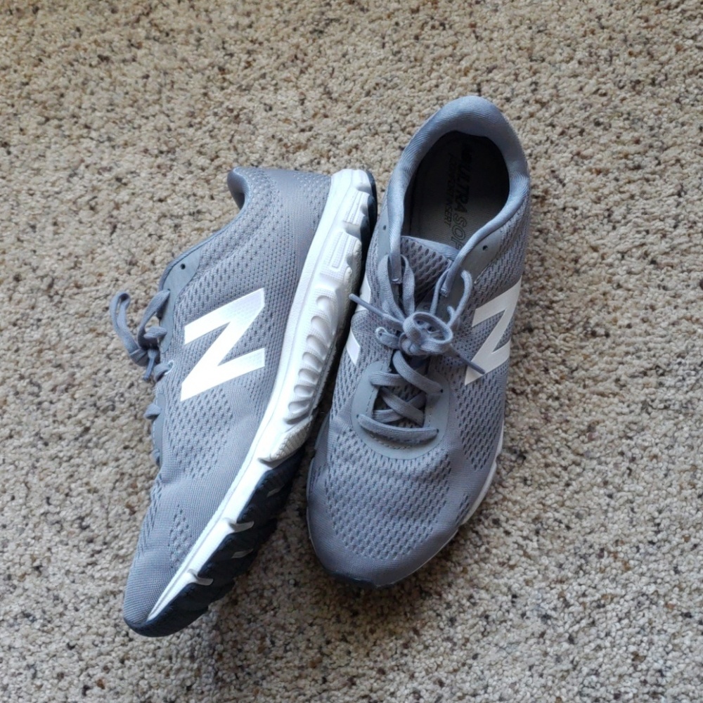 New Balance  600 v2